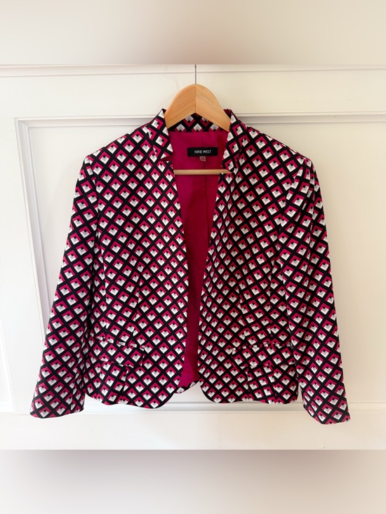 Nine West Jackets & Blazers - Nine West Women’s Multicolor Geometric Print Blazer, Size 10, Great Condition!!